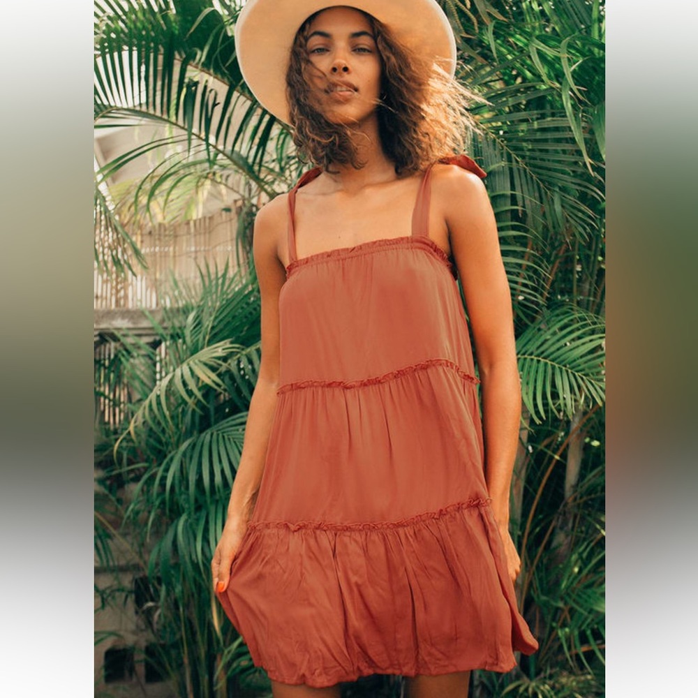 Lulu’s Never Let You Down Rust Orange Tie-Strap Tiered Mini Dress, size small